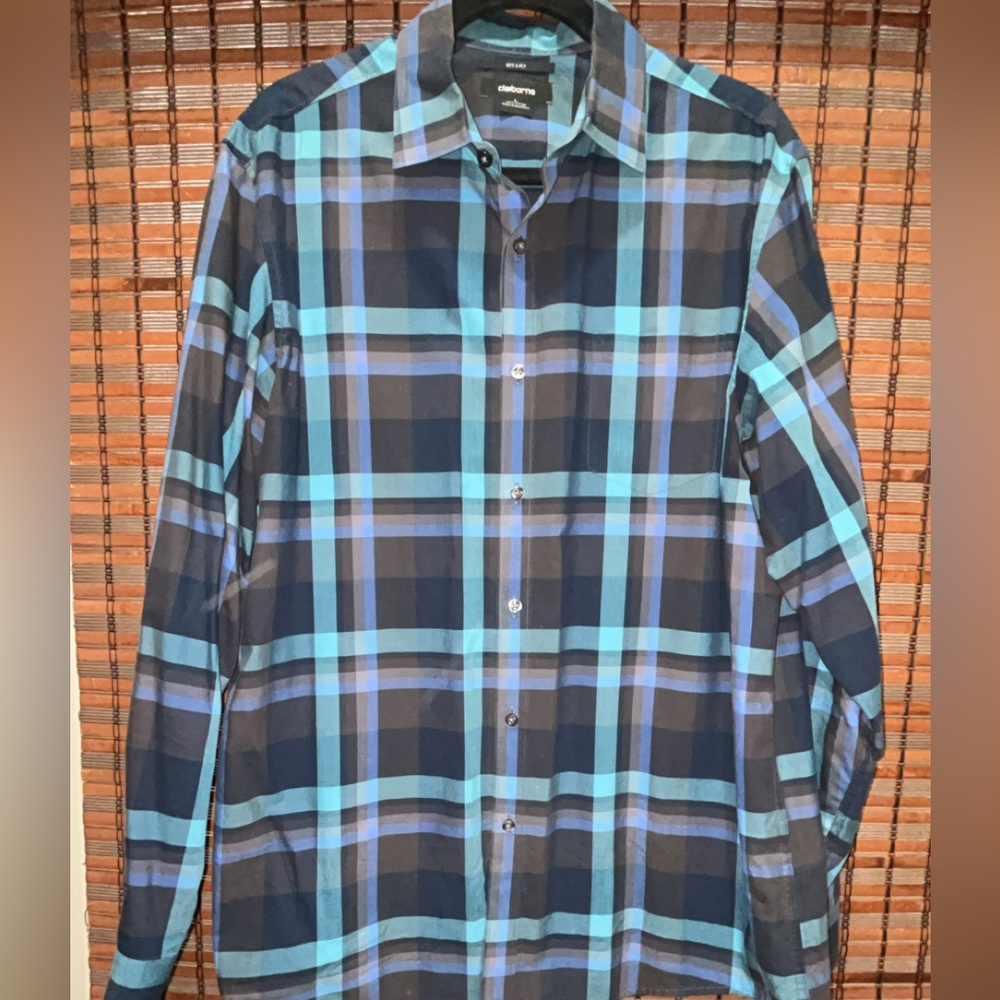 Men’s‎ Claiborne Blue and Black Plaid Shirt Size L